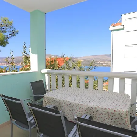 Apartment With A Swimming Pool Mastrinka, Ciovo - 11717