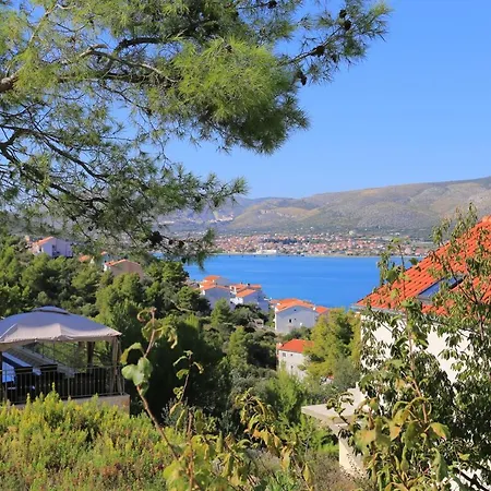 With A Swimming Pool Mastrinka, Ciovo - 11717 Apartment