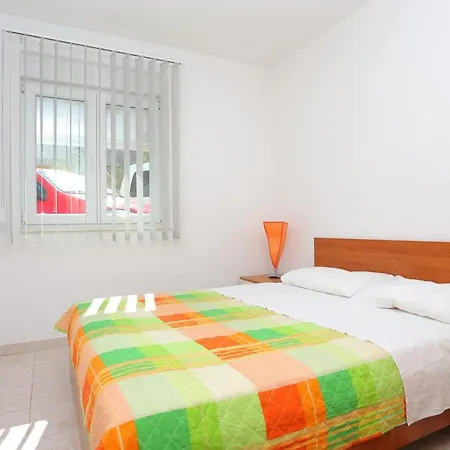 Apartamento With A Swimming Pool Mastrinka, Ciovo - 11717 *
