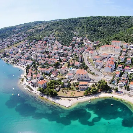 With A Swimming Pool Mastrinka, Ciovo - 11717 Trogir